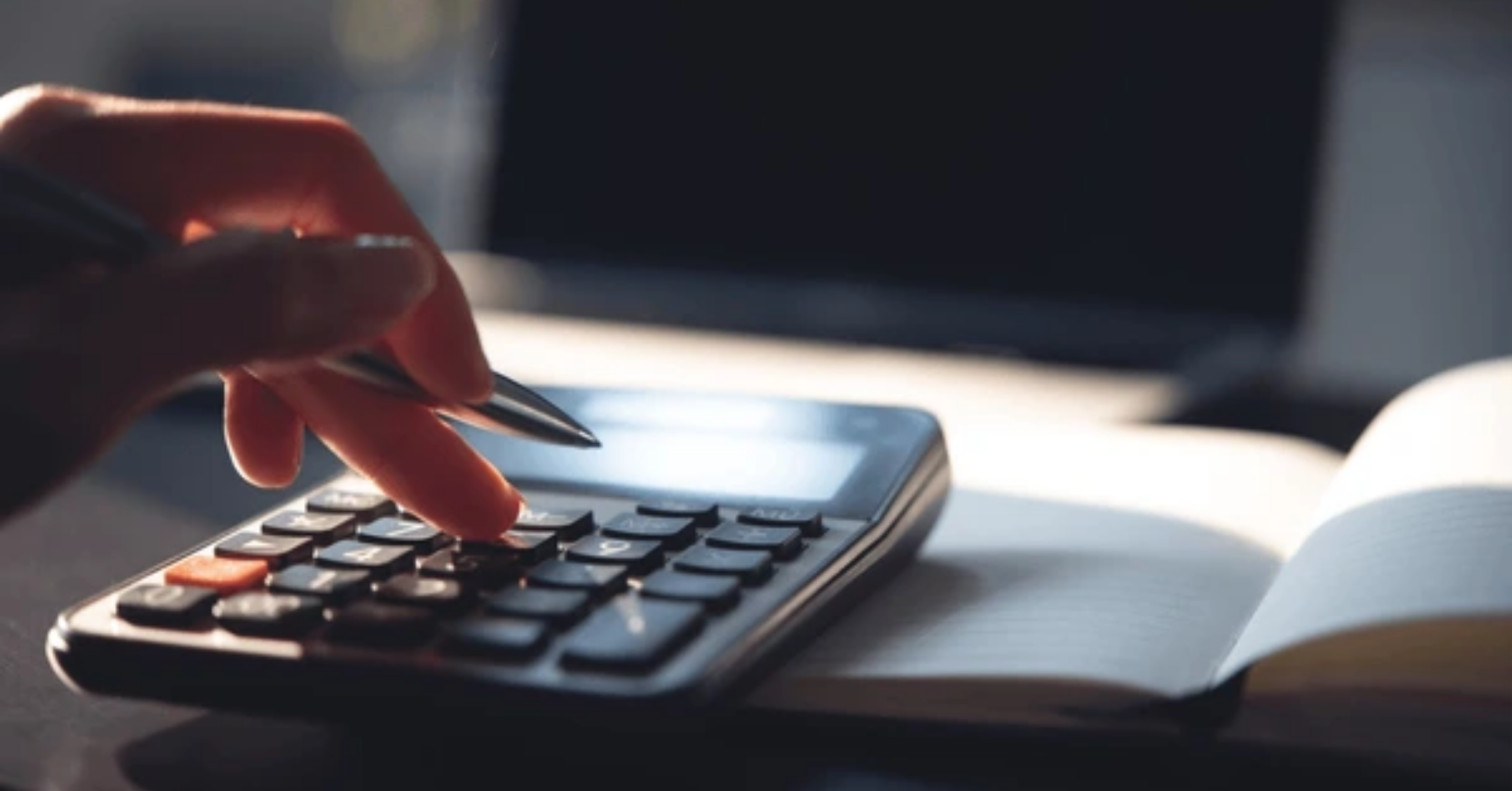 Esevel - Laptop Depreciation Rate: What Finance Teams Need to Know Blog Thumbnail