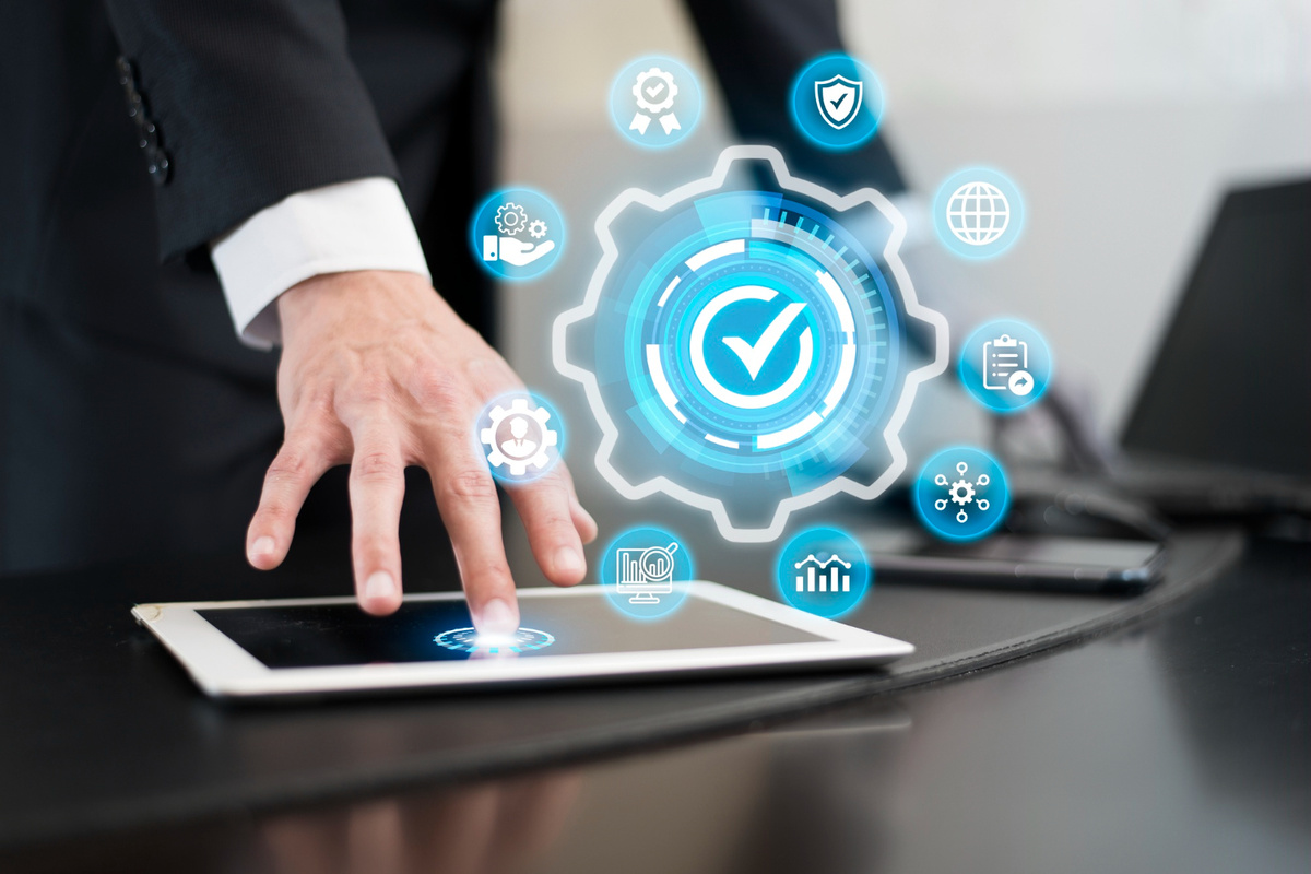 Esevel - MDM Compliance How to Monitor and Fix Devices